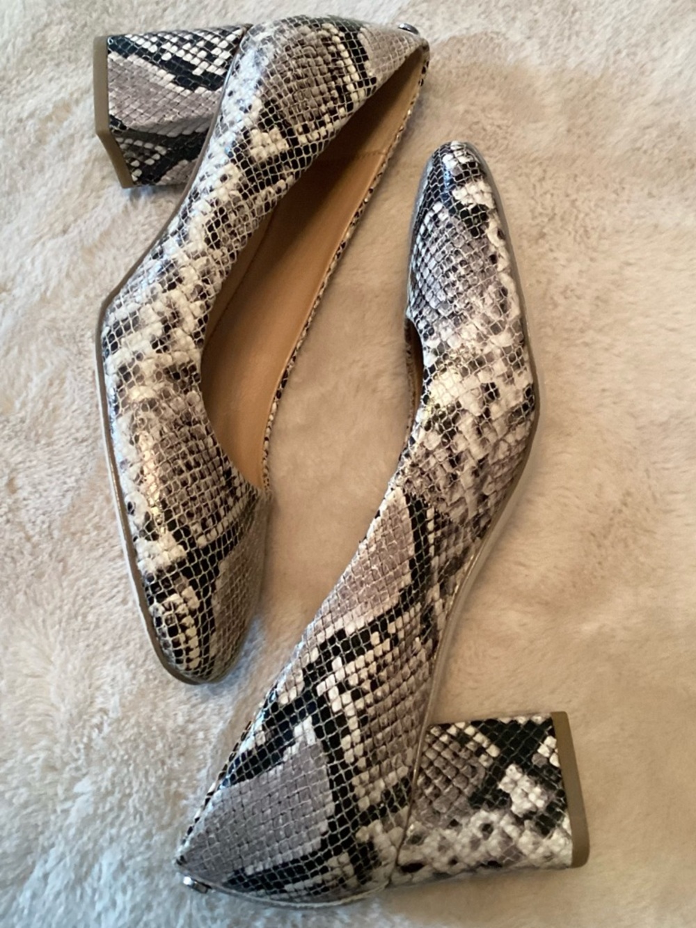 Donald Pliner Audry Black & Gray Snake Print Round Toe Block Heel Pumps-8.5